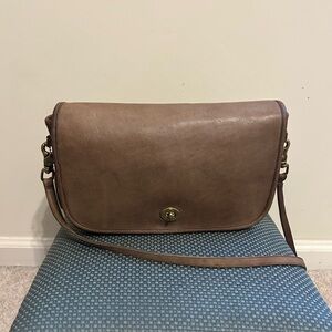 Vintage Coach 9635 Convertible Clutch in Putty color